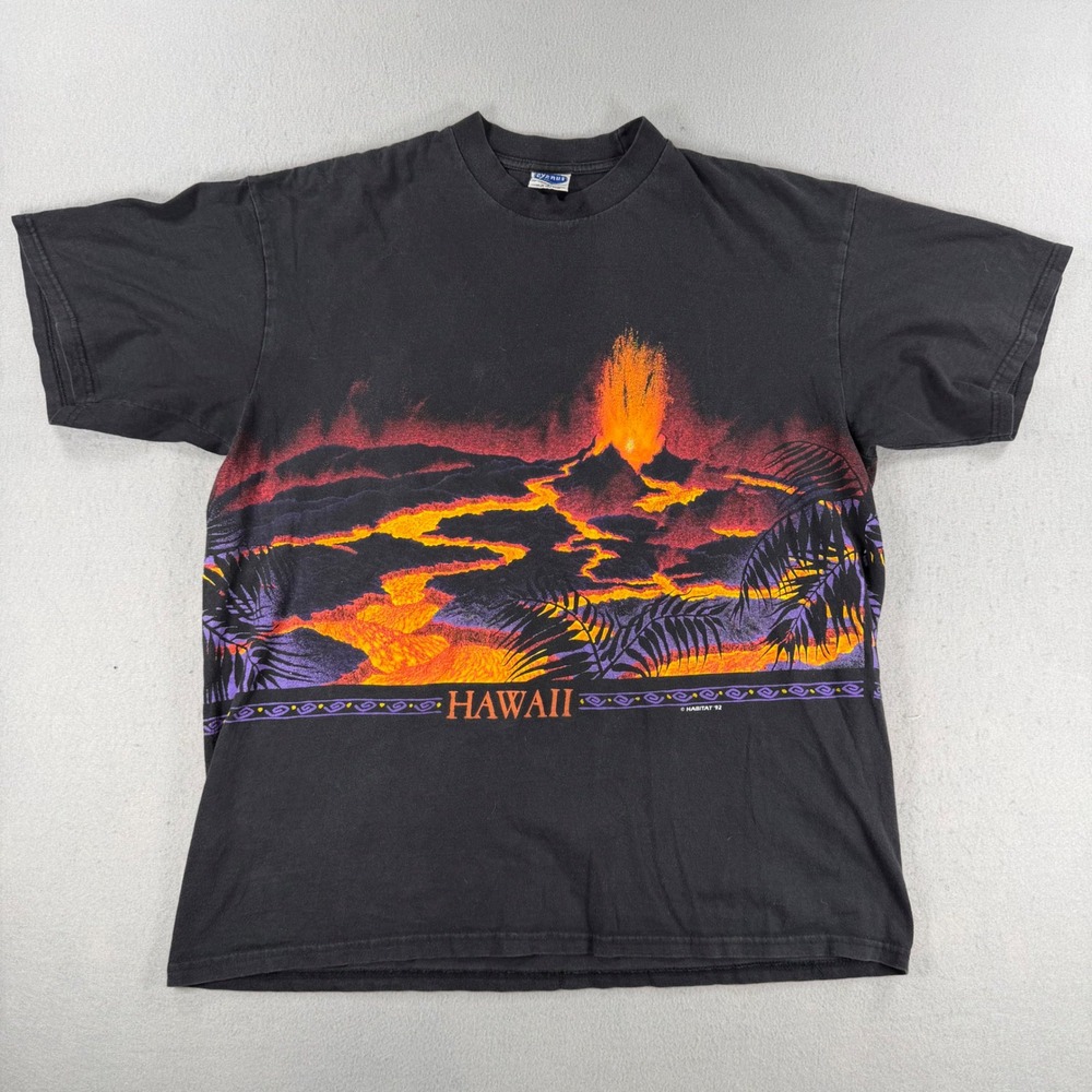 Vintage 1992 Hawaii Volcano T Shirt Cygnus Mens Large Black All Over Print 90s